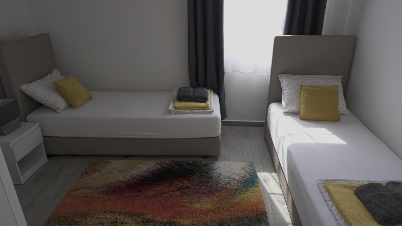 Apartments Bestak คิร์ก ภายนอก รูปภาพ