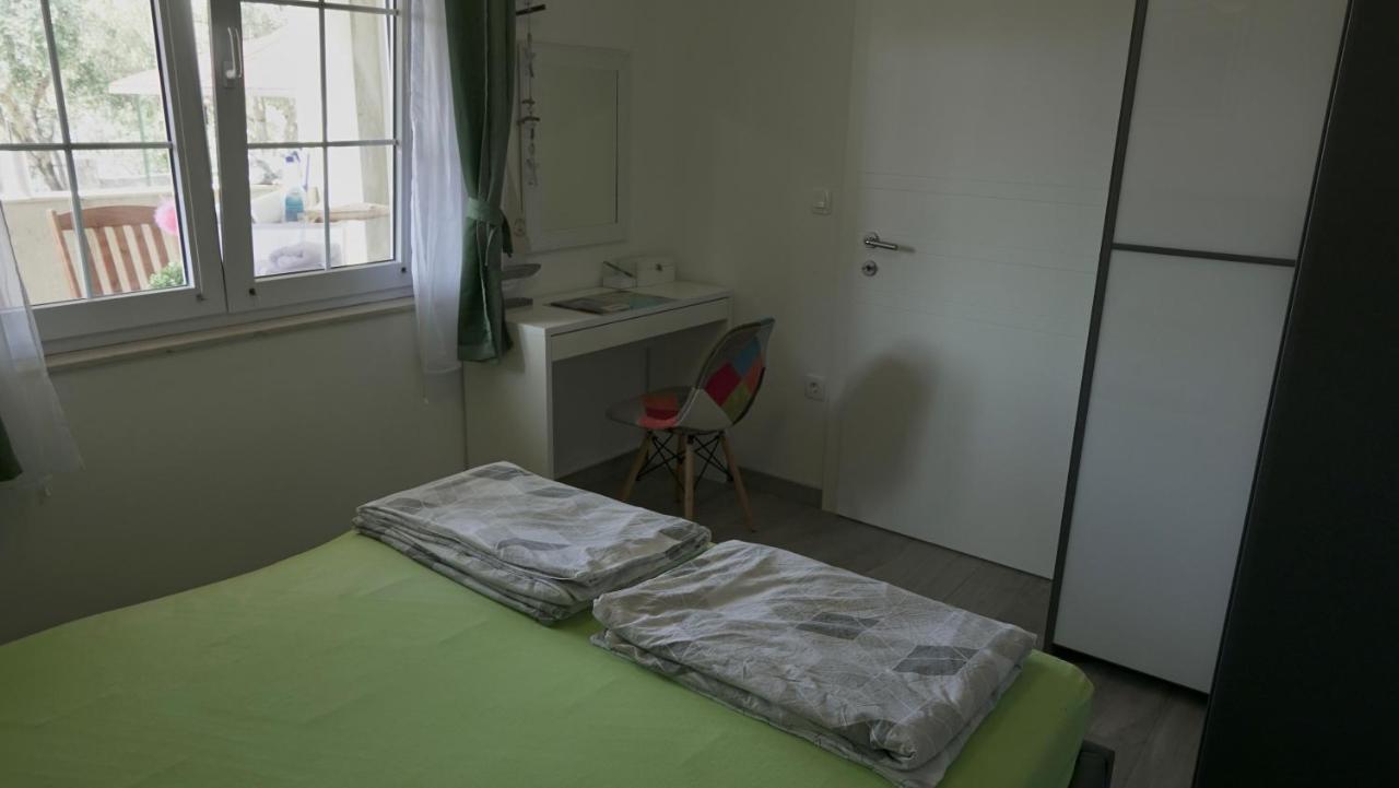 Apartments Bestak คิร์ก ภายนอก รูปภาพ